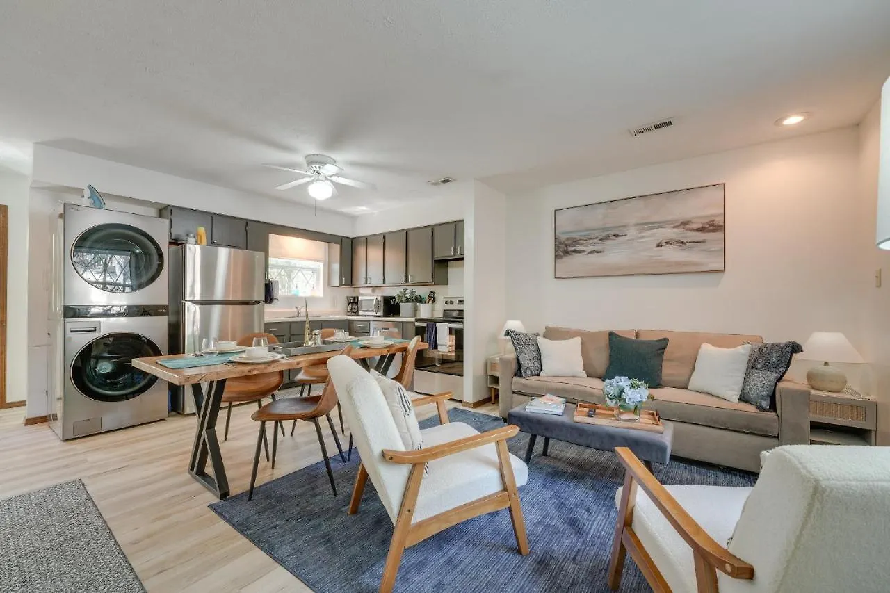 Getaway Deck With Pool View And Bbq Grill! Holiday home *