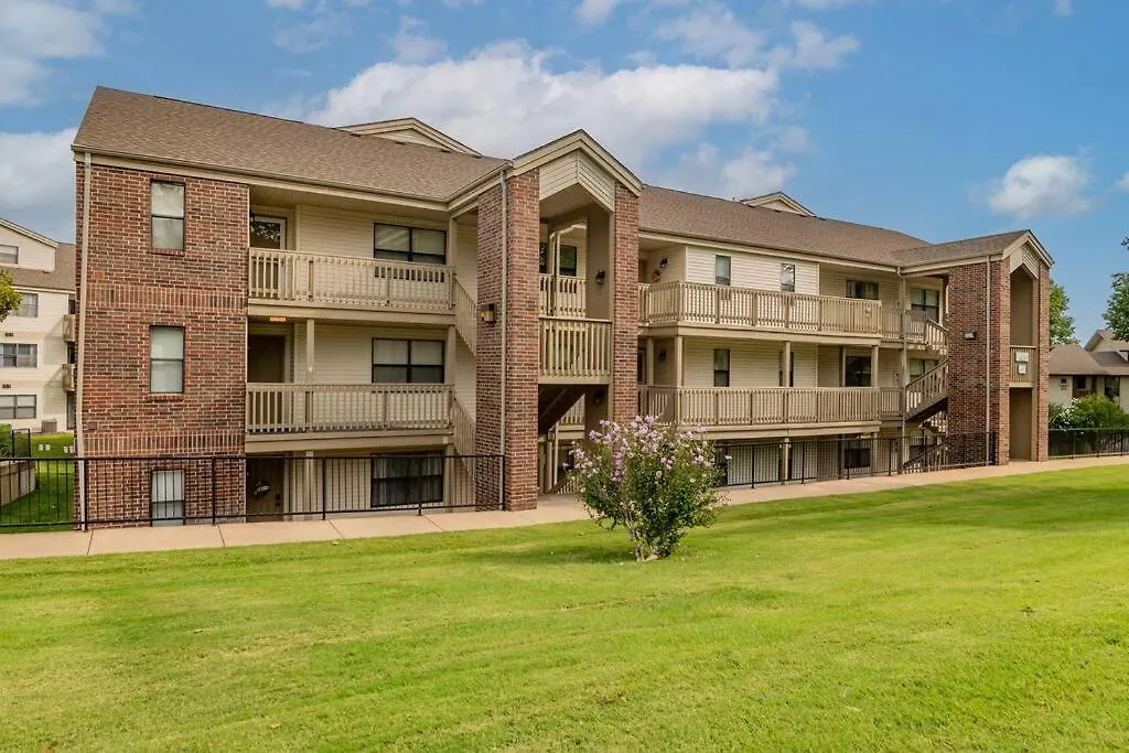 Tranquil 2-bedroom Pointe Royale * Branson
