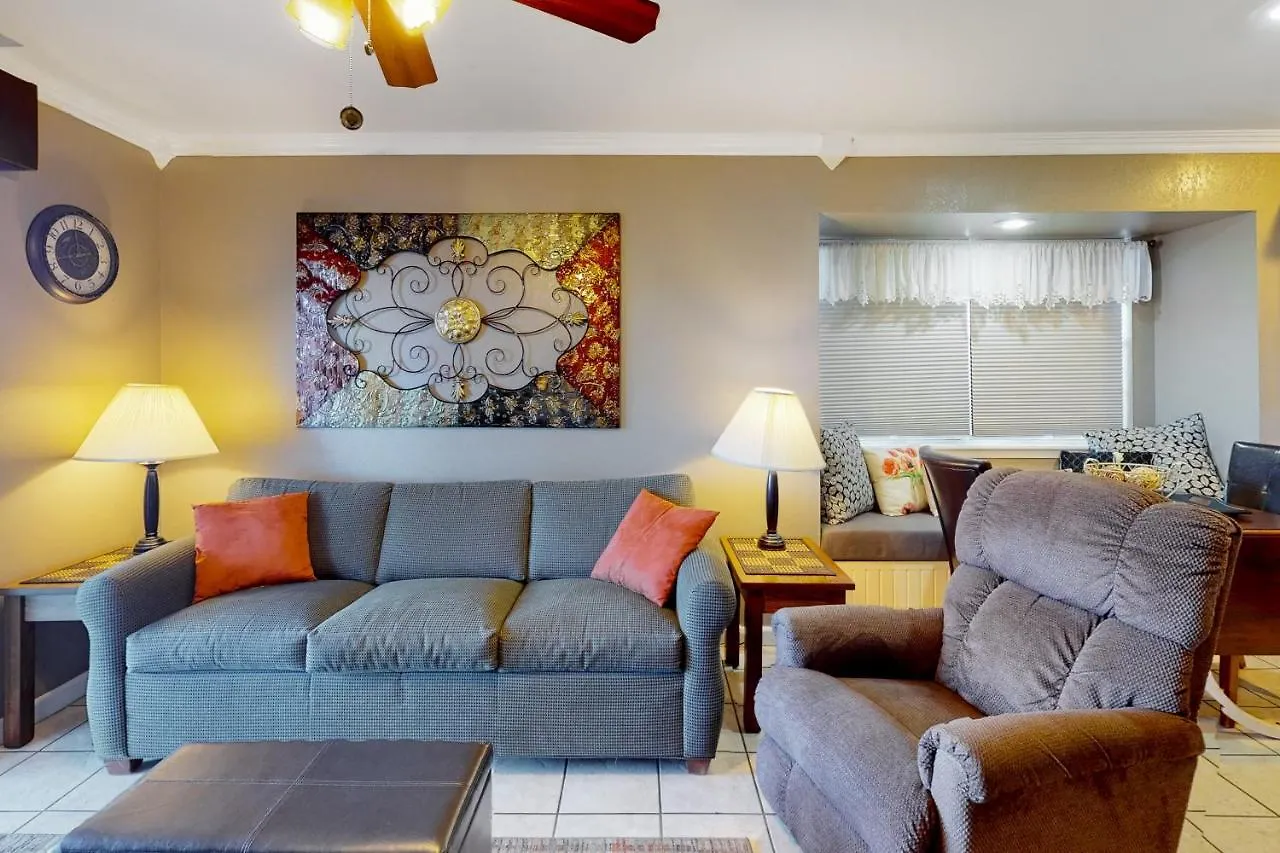 Woodpecker Lane Retreat * Branson