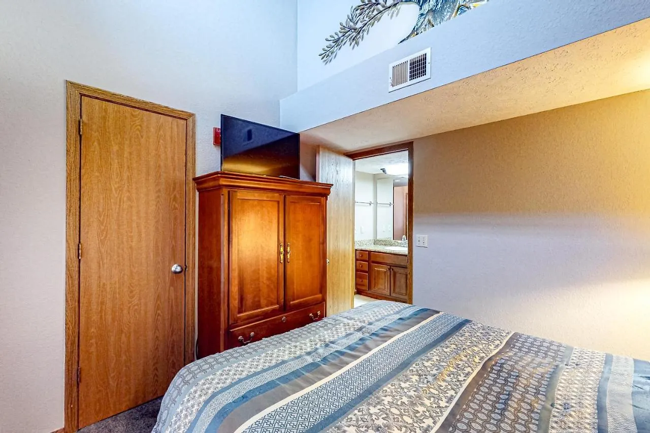 Memory Lane #7 Apartment