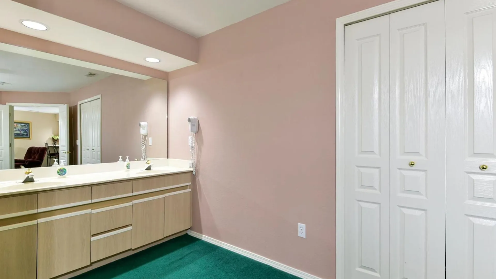 Gorgeous At Thousand Hills - Heart Of - Spacious And Affordable Branson