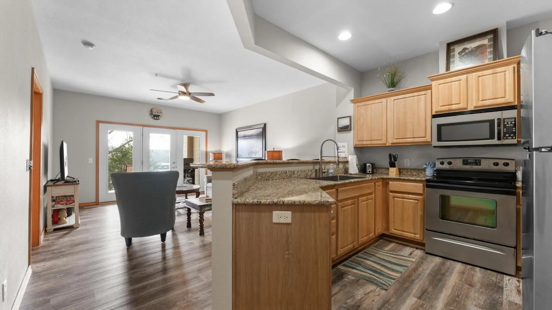 Skippin Stones Apartment