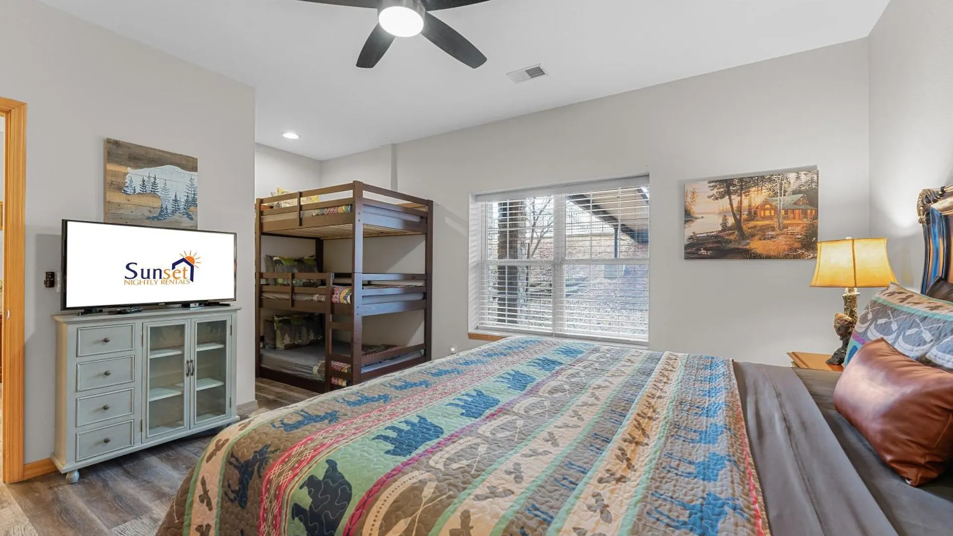 Skippin Stones Apartment *