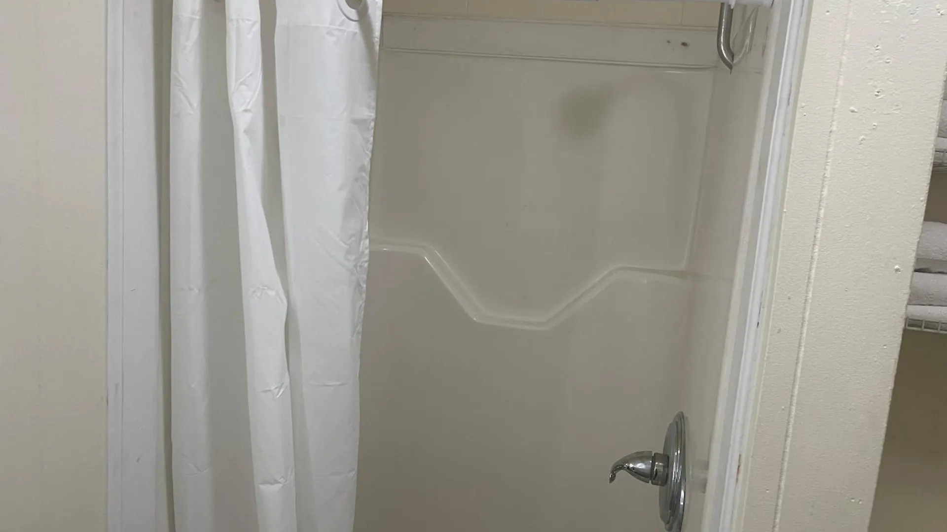Campsite 2 Bedroom Next To Silver Dollar Branson
