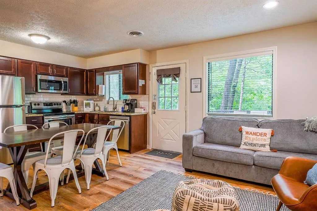 Tribesman Luxury 4 On Table Rock Near Silver Dollar City, * Branson