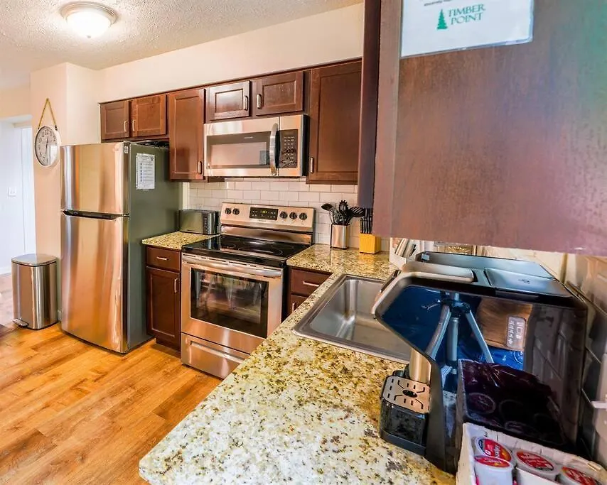 Tribesman Luxury 4 On Table Rock Near Silver Dollar City, * Branson
