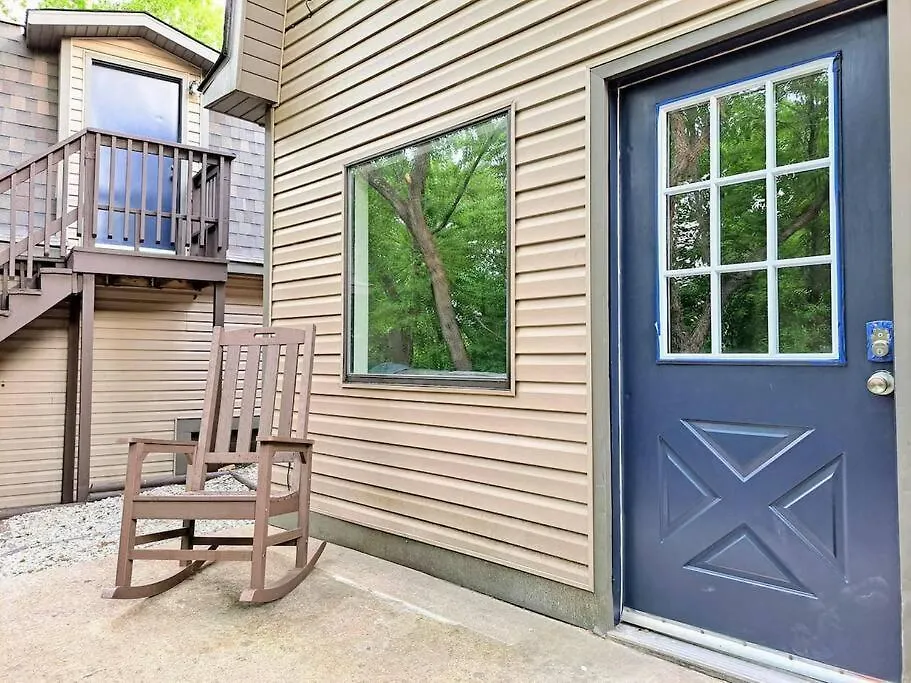 Tribesman Luxury # 7 On Table Rock Near Silver Dollar City, * Branson