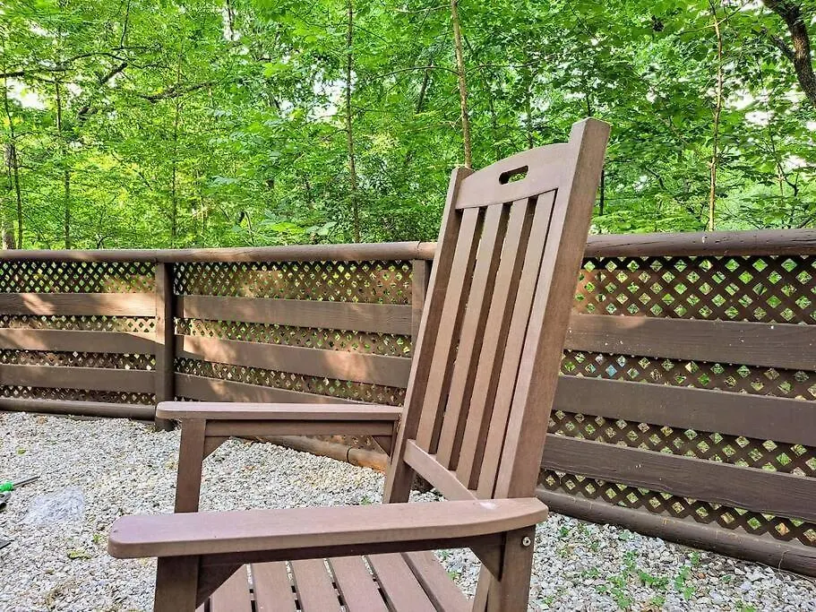 Tribesman Luxury #9 On Table Rock Near Silver Dollar City,