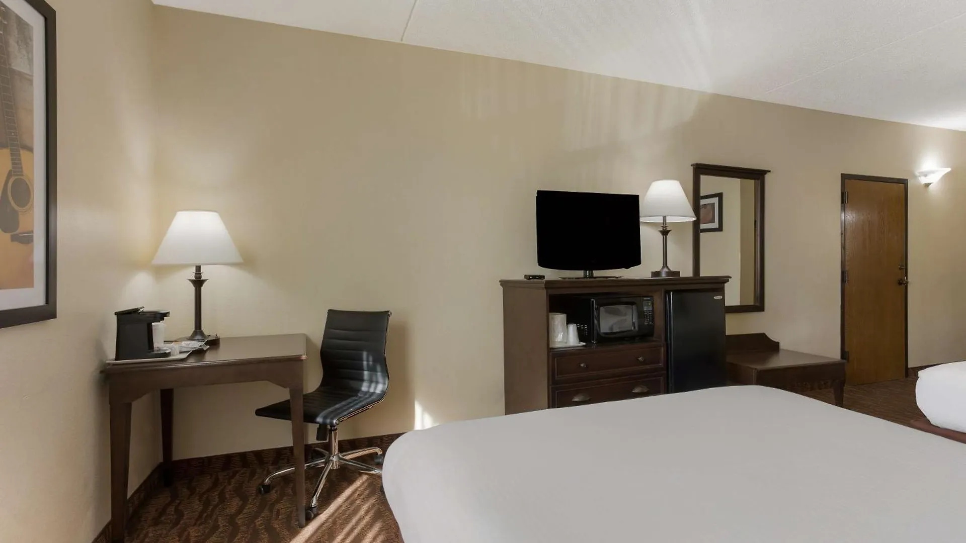 Western Music Capital Hotel