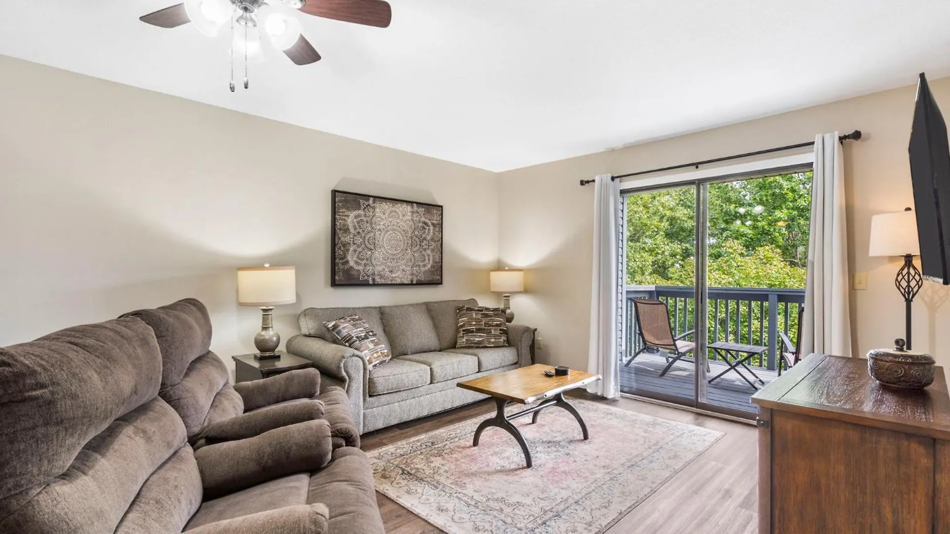 Elegant Retreat At Pointe Royale In Aparthotel *