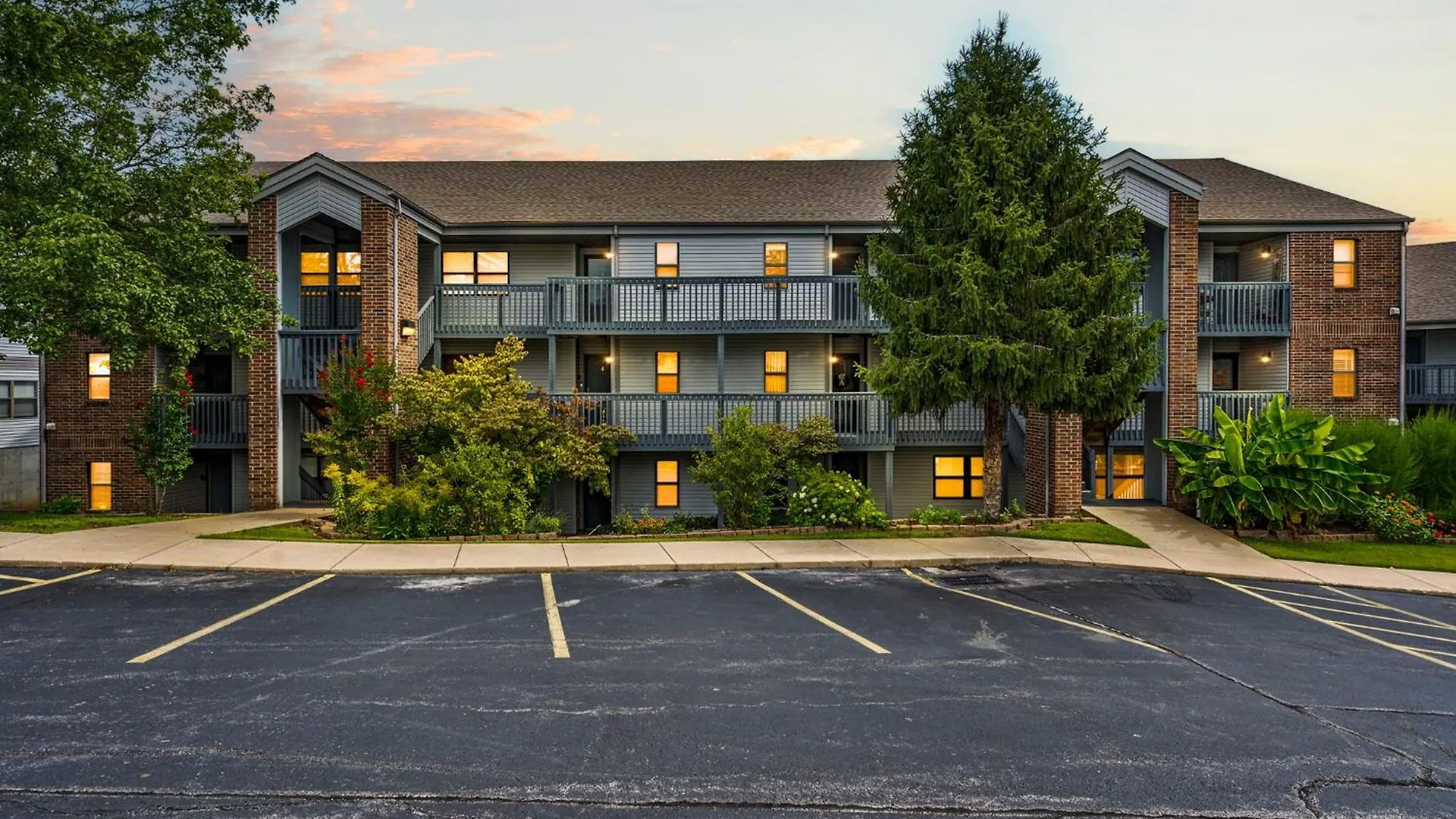 Aparthotel Elegant Retreat At Pointe Royale In *