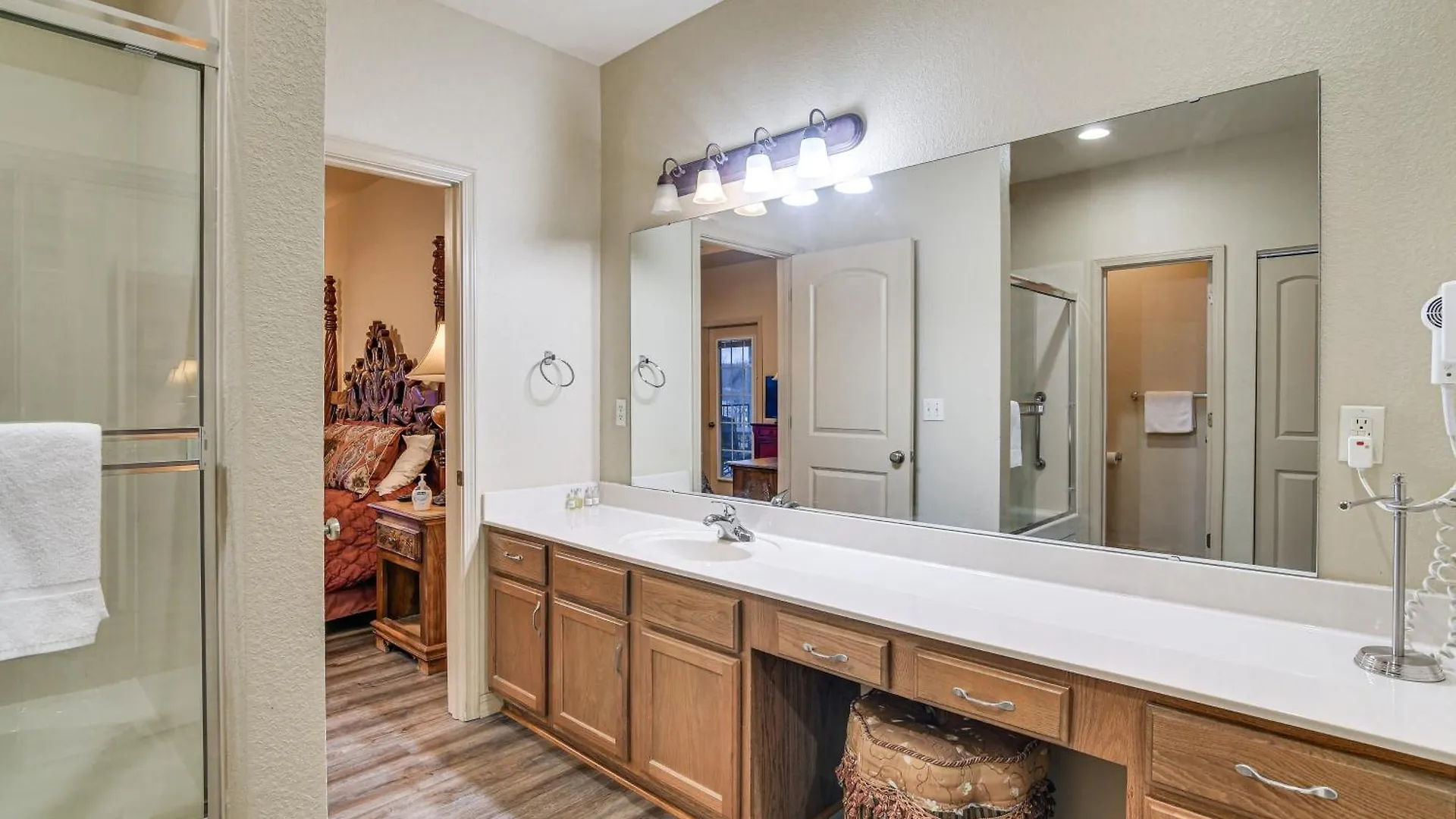 Private Balcony, 1 Mi To Strip! * Branson