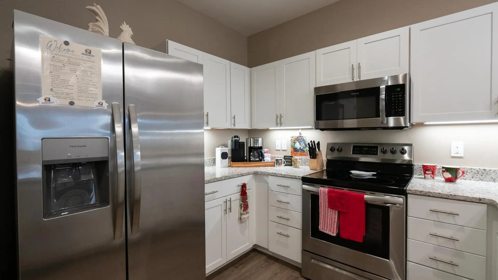 New Build - Walk-in 3br - 2 Pools - Free Tickets Included - Fhg-208