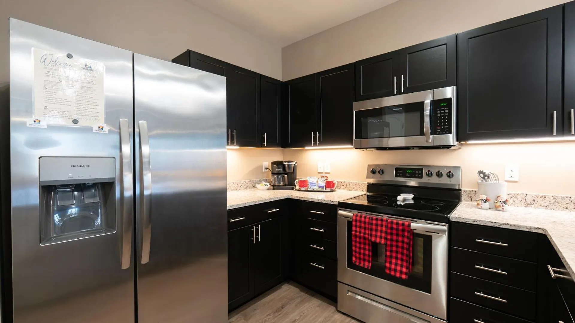 Apartment New Build - Walk-in 3br With Arcade Game - Free Attraction Tickets Included -- Fhg-207 *