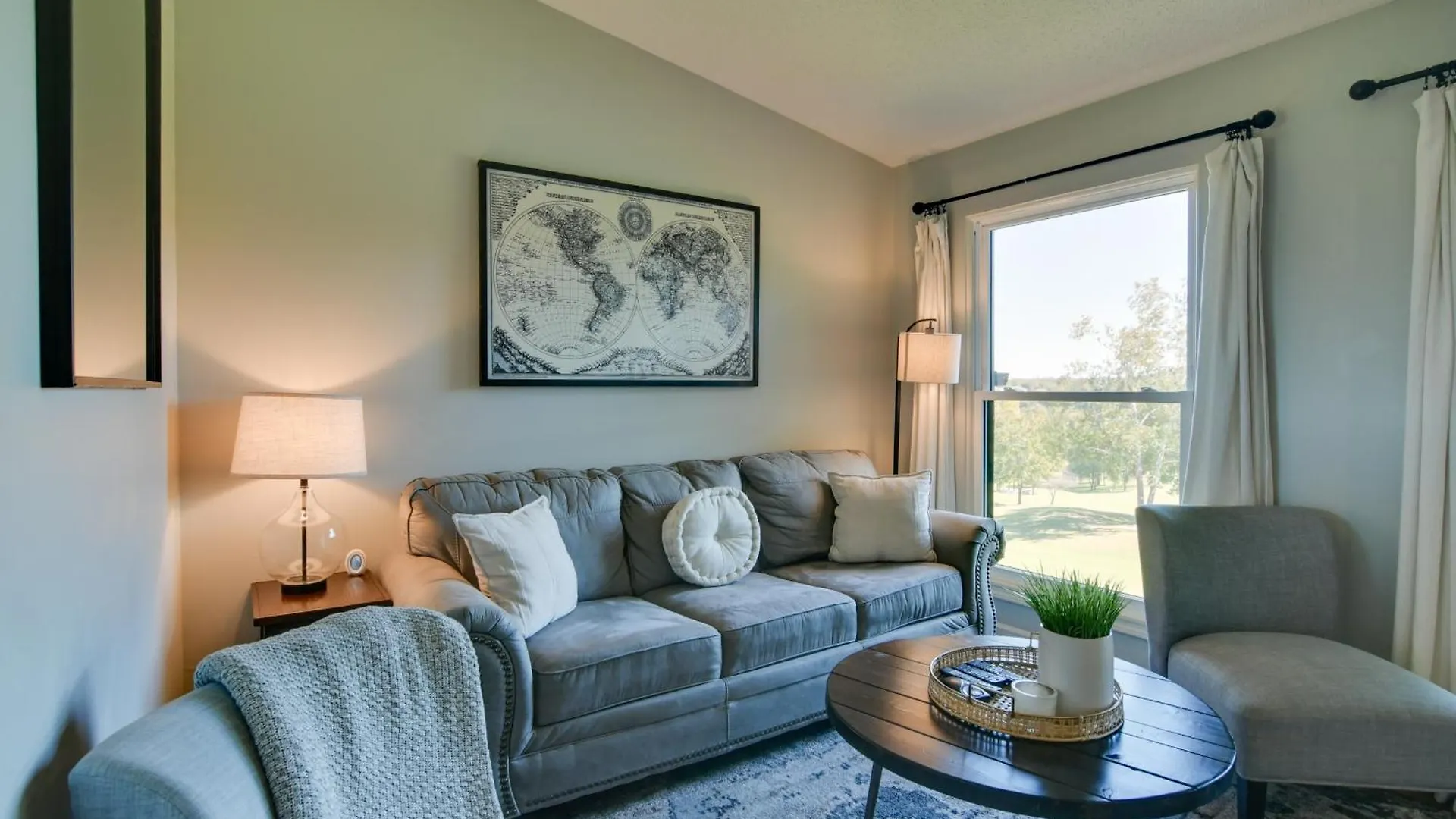 Pointe Royale With Amenities!