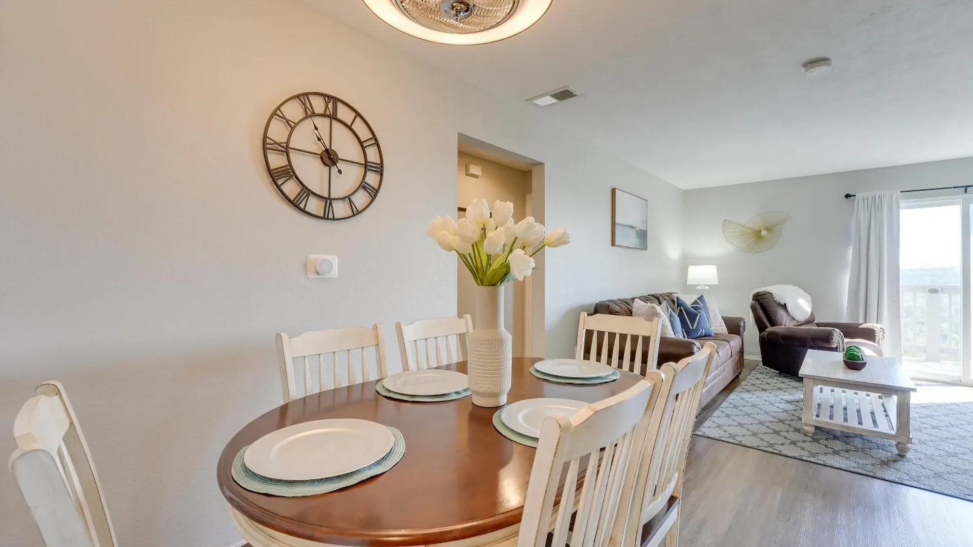 Apartman Brandon With Balcony, Strip And Mountain Views! *