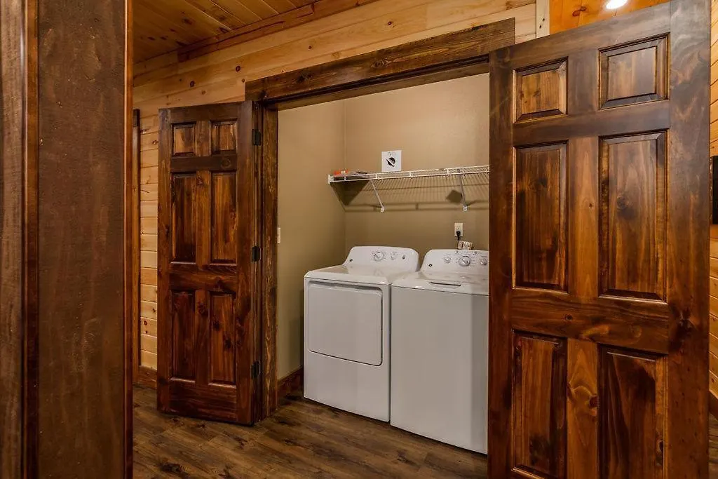Chateau On The Cove Holiday home Branson