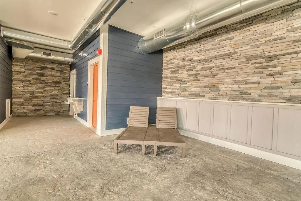 Holiday home Rock And Reel Branson