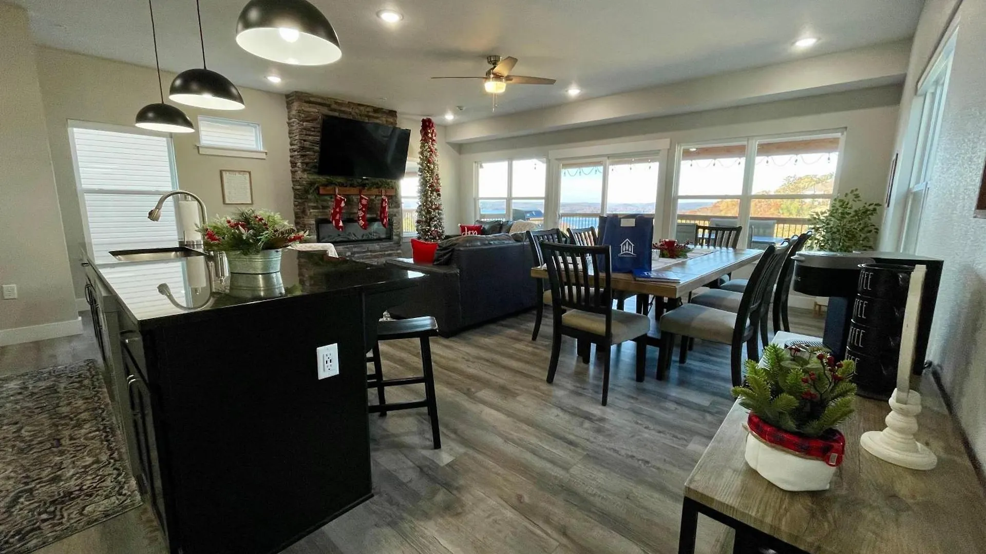 Holiday home Bird's Eye View At Table Rock $400 Daily Attractions