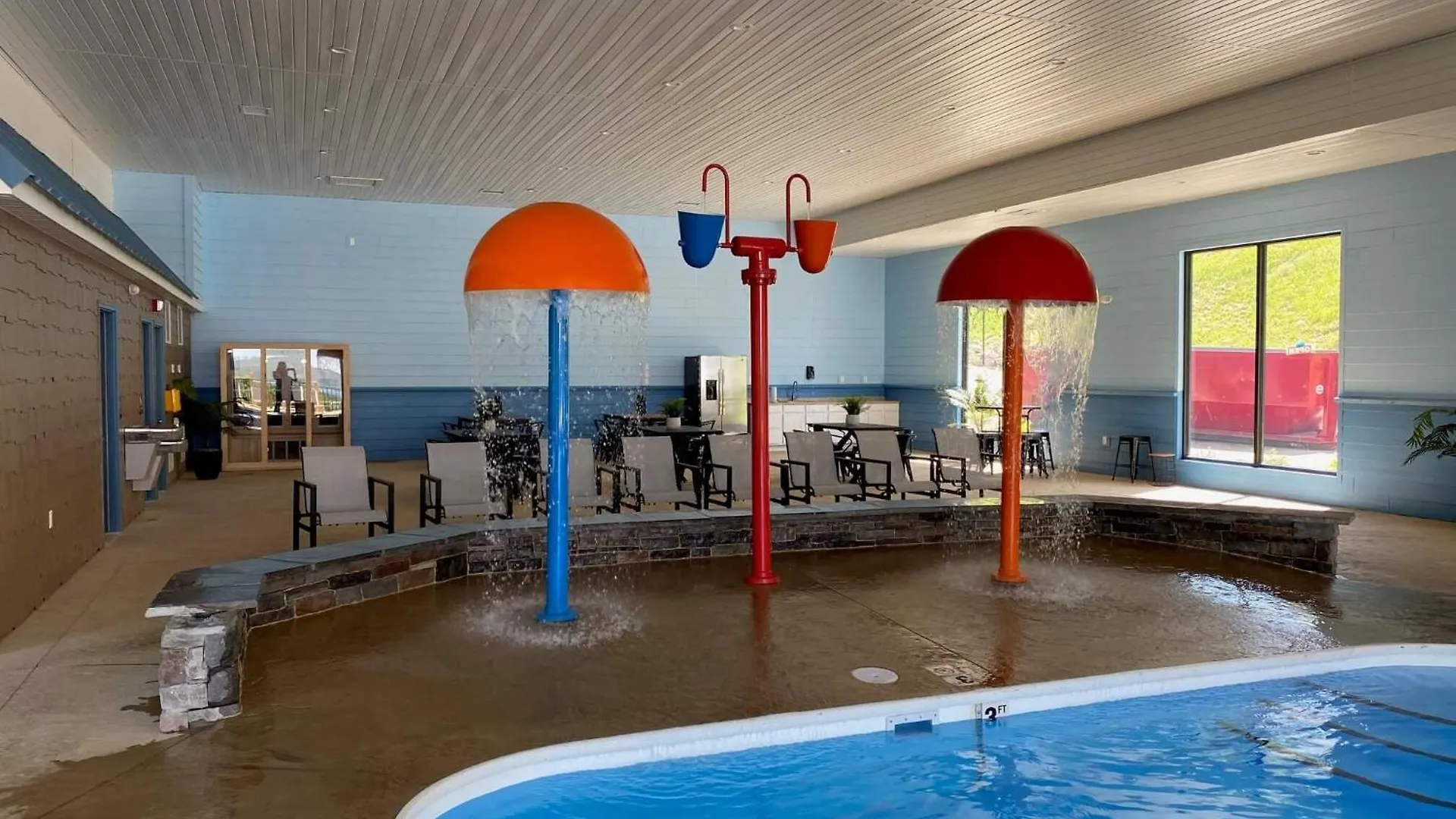 Staycation With Indoor Pool And Basketball Court Lodge