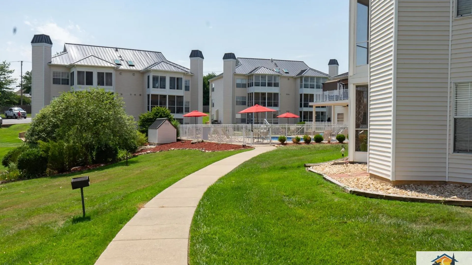 2br With Amenities - Near The Strip - Free Tickets Included - Mb10-2 Holiday home *