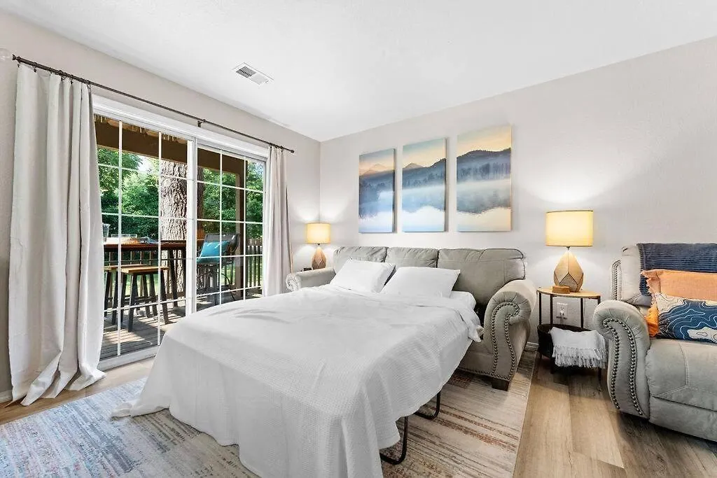 Tucked Away 1bd With King Bed Close To It All! Branson