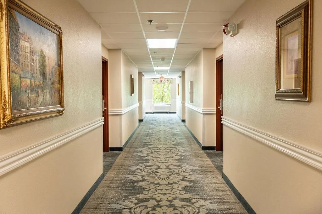 Savannah House Hotel Branson