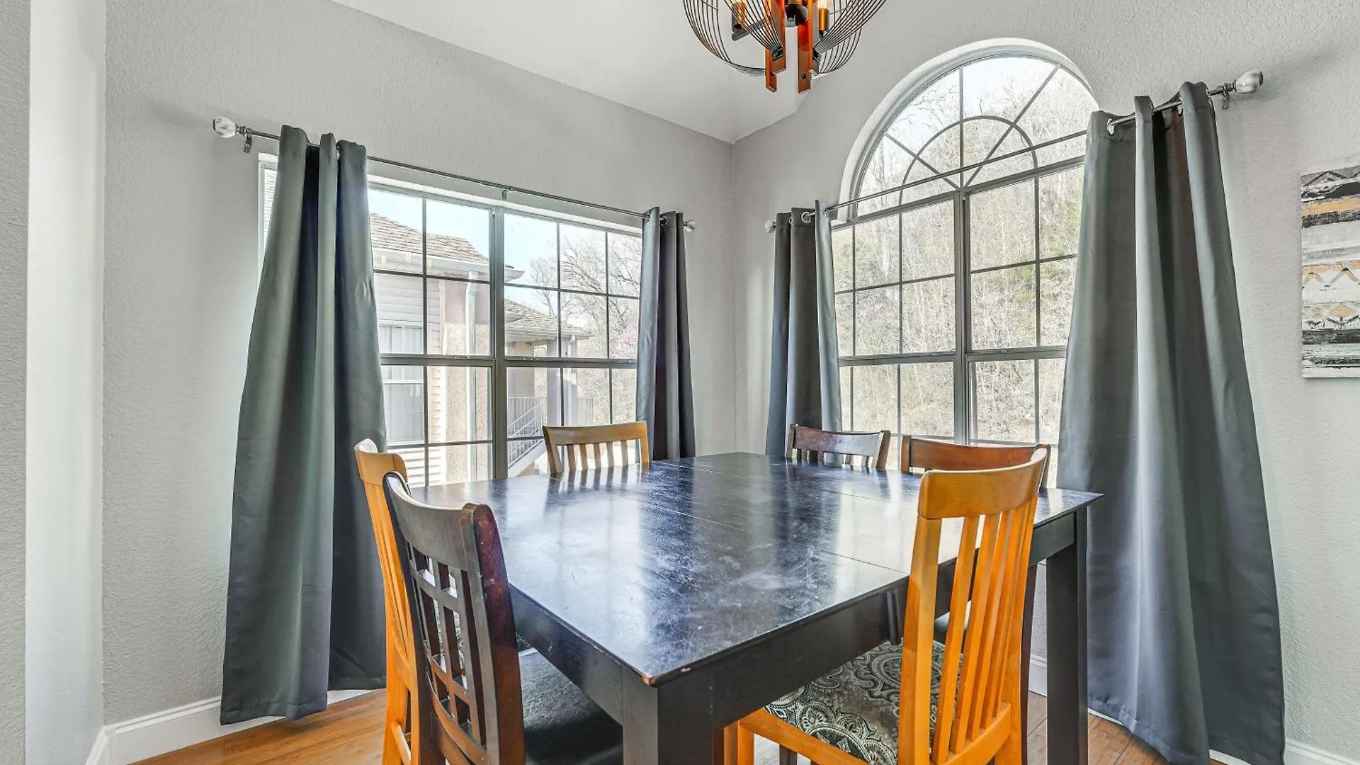 With Amenities And Marina Views! *