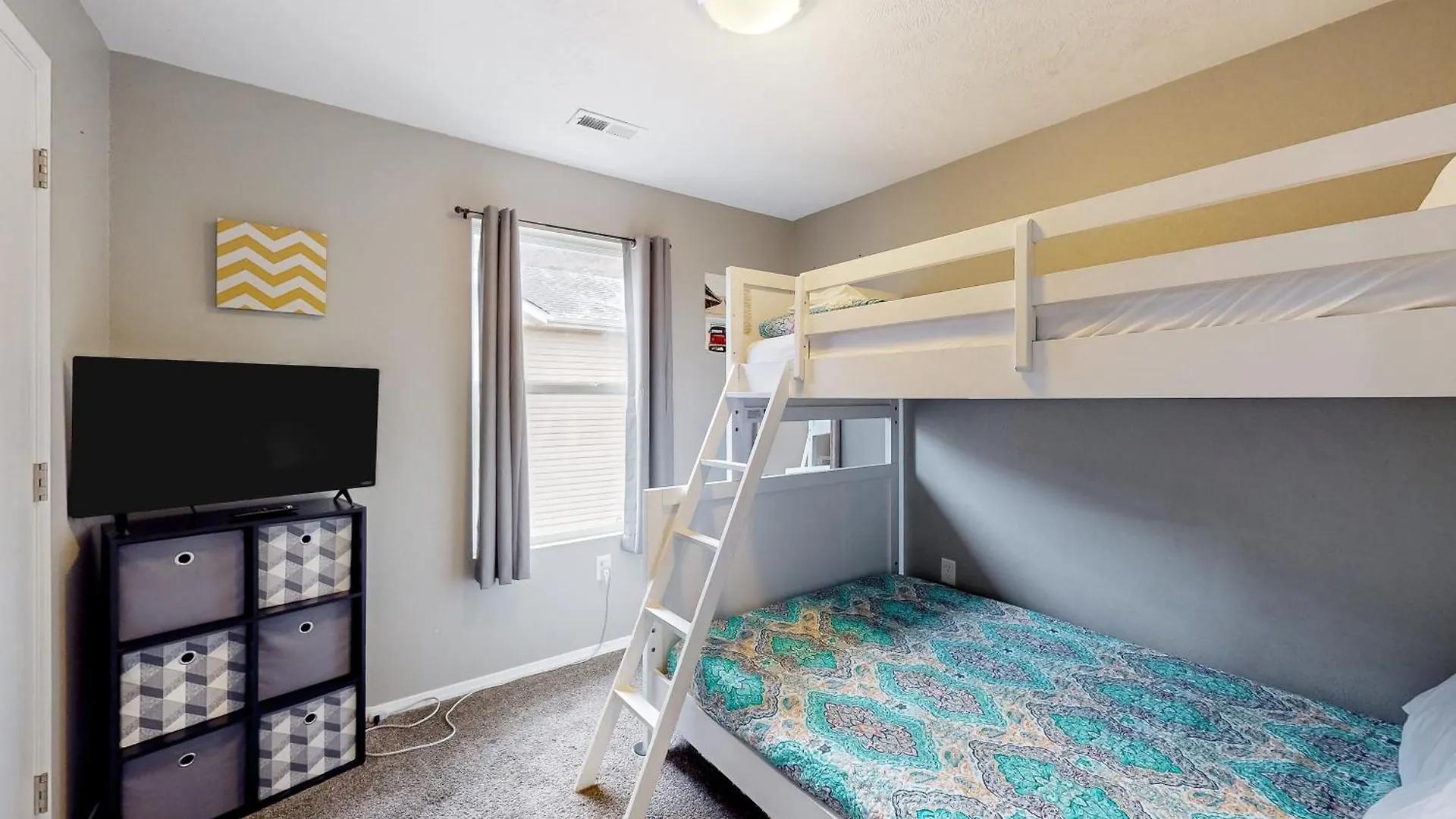 Hillside Living Units 5 & 6 Apartment Branson