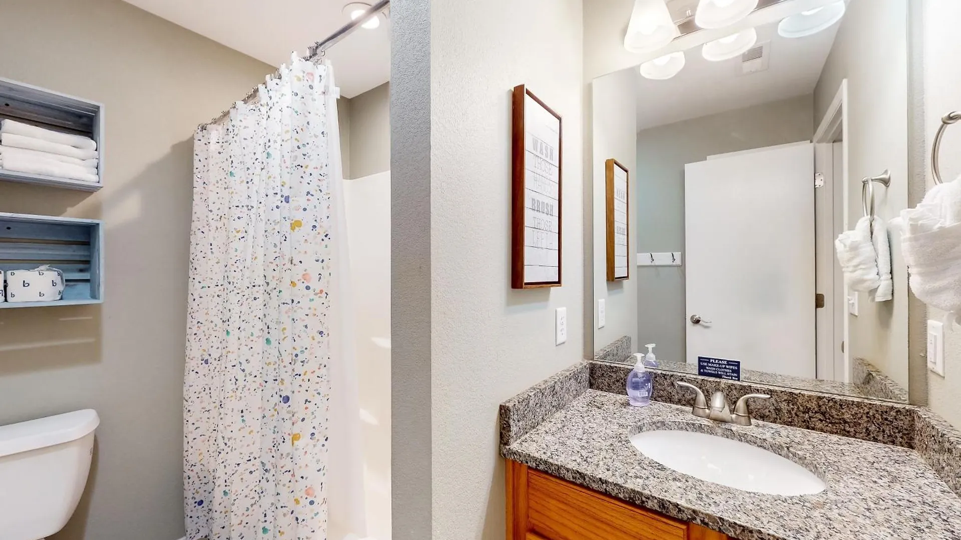 Hillside Living Units 5 & 6 Apartment Branson