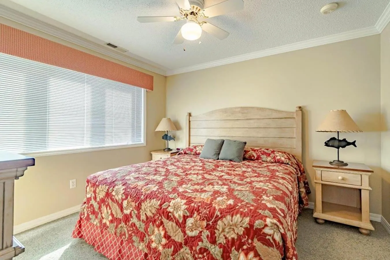 On Table Rock With Views And Pool And Wifi Near Silver Dollar Branson