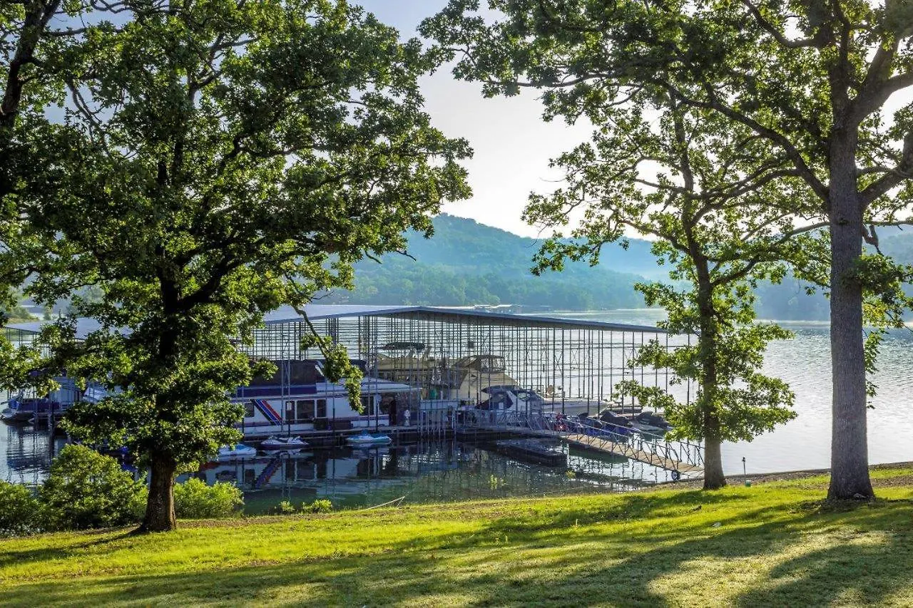 On Table Rock With Views And Pool And Wifi Near Silver Dollar Apartment *