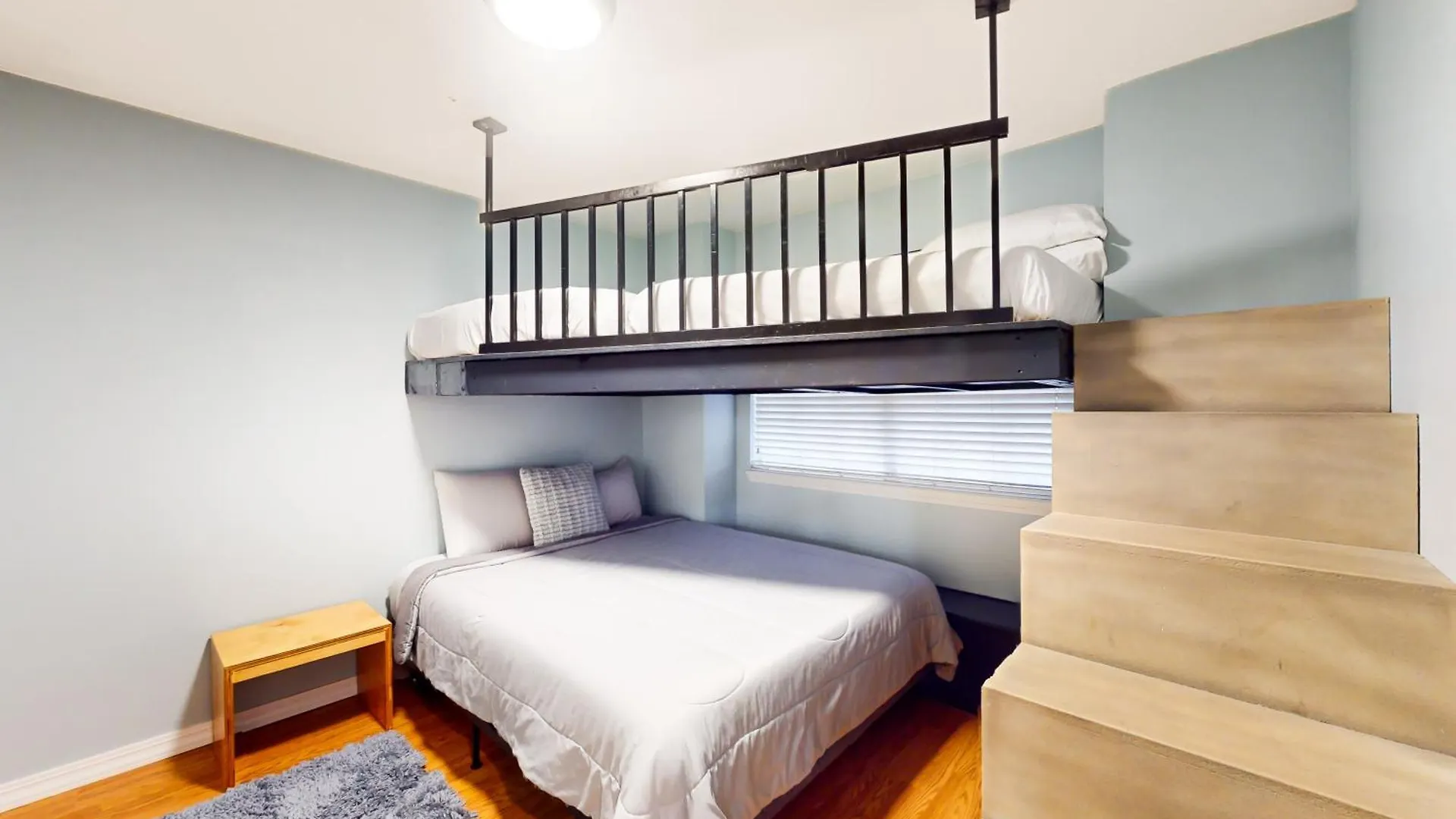 The Adventure Pad, Unit 1 Branson