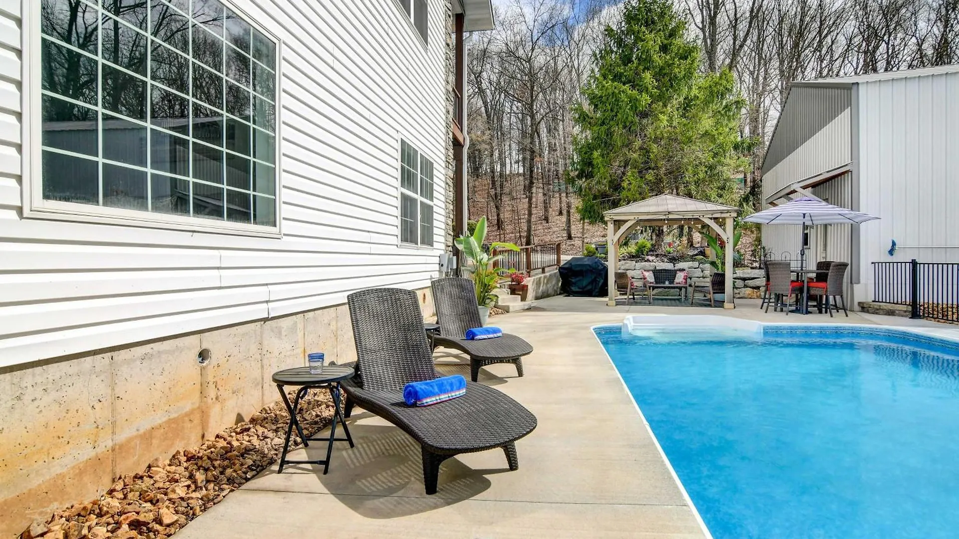 Holiday home Secluded Escape With Pool And Game Room! Branson