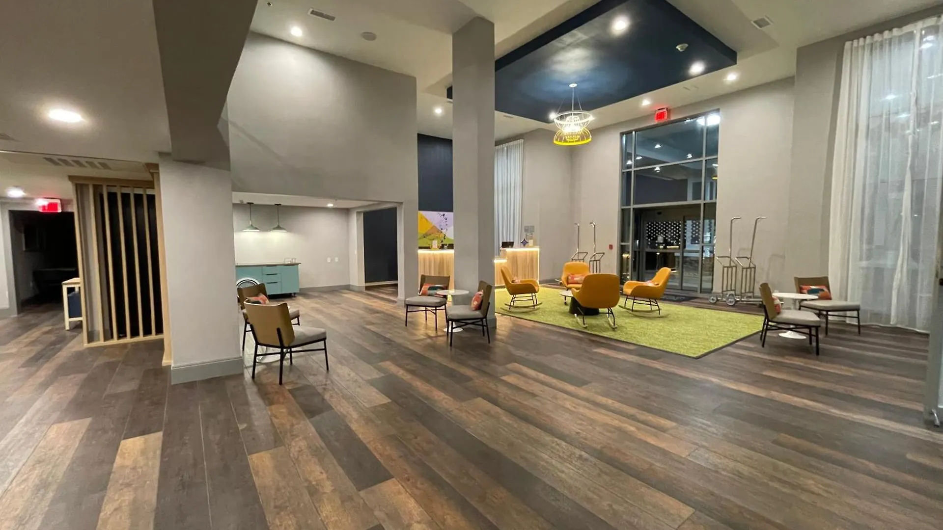 Spark By Hilton Meadows Hotel