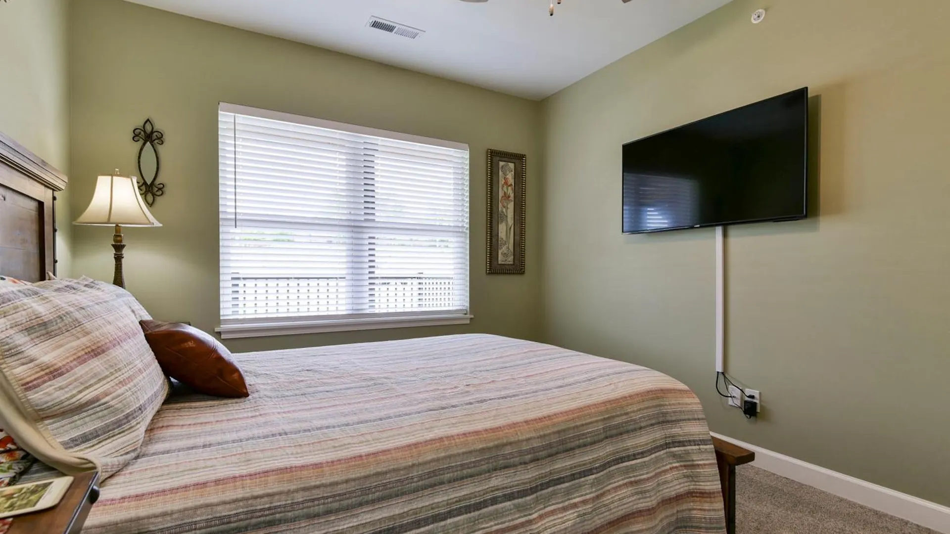 Thousand Hills Luxury Condos: Heart Of Retreat Branson