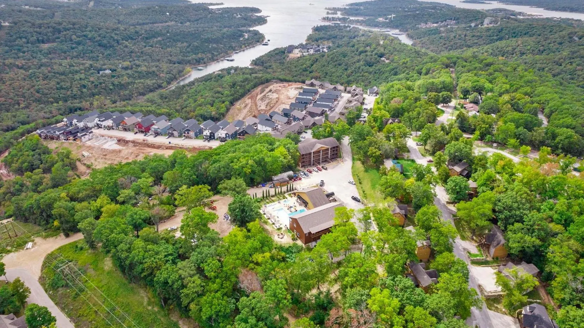 Modern Rustic Holiday home Branson
