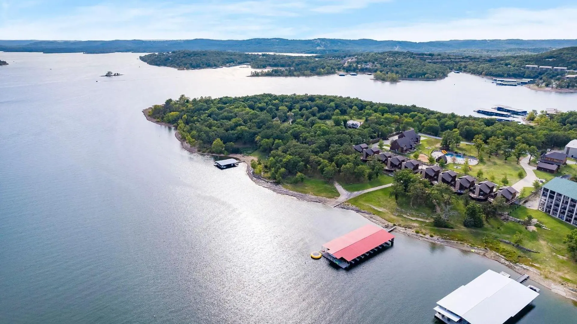 Atta Buoy - Lakefront Branson