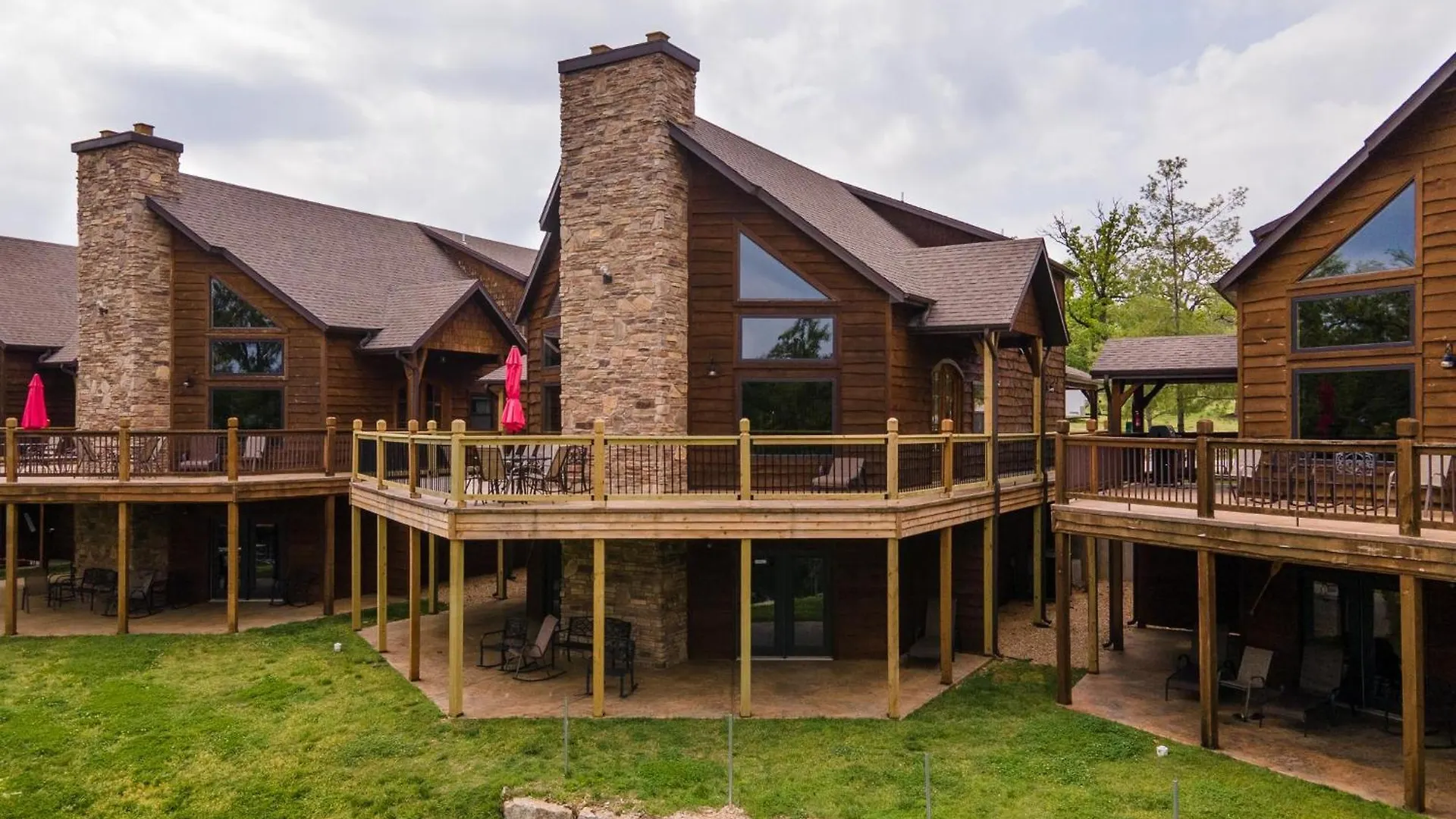 Atta Buoy - Lakefront Holiday home *