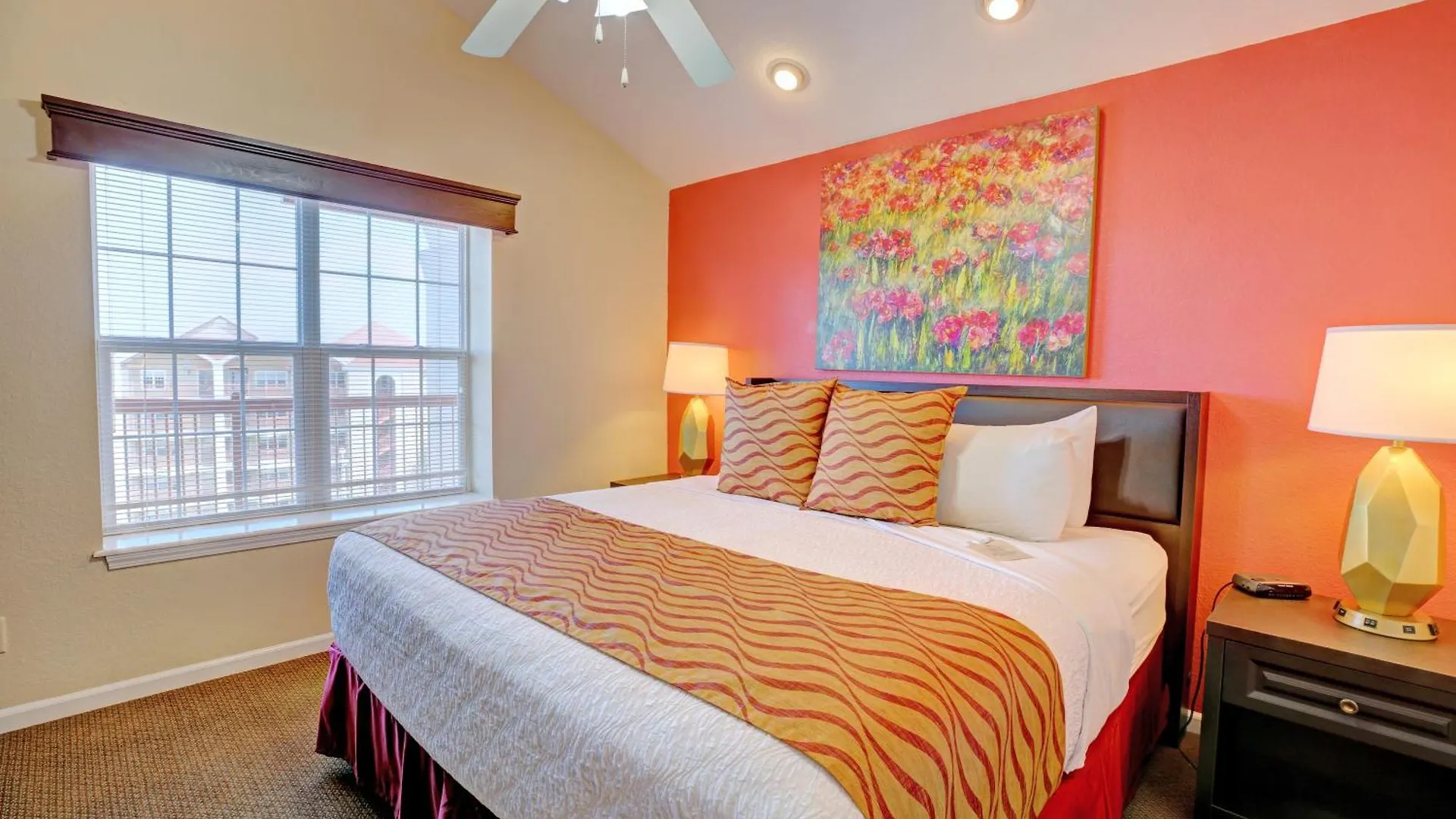 Hotel Grand Crowne