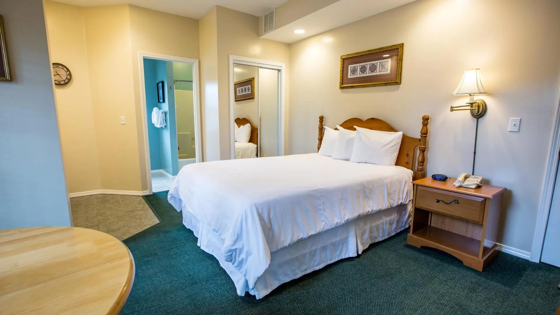 Palace View By Spinnaker Branson