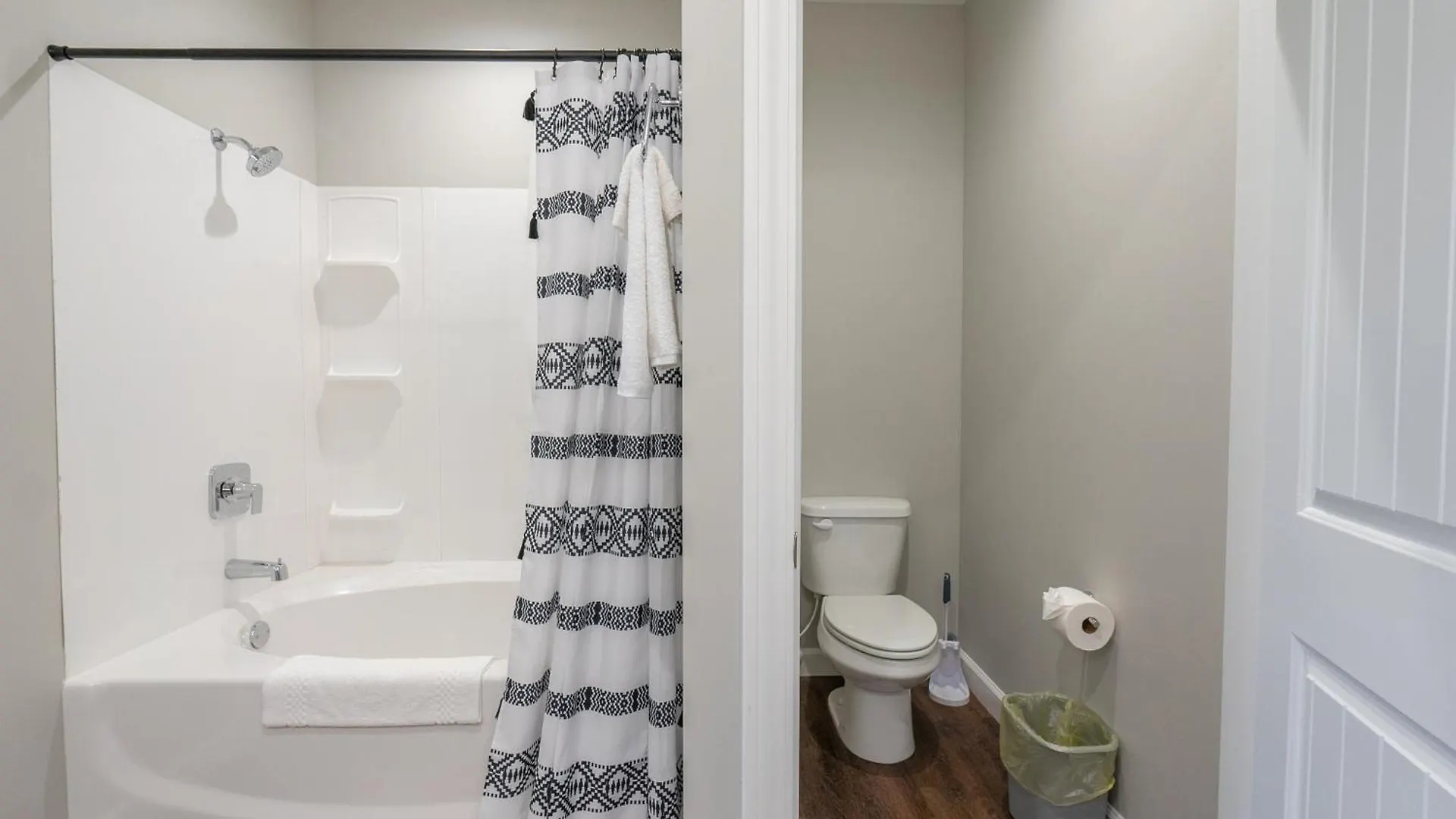 Appartamento Dreams2reality New Build! Luxury 3br/3ba ~ Vaulted Ceilings ~ Amenities ~ Free Tickets Included