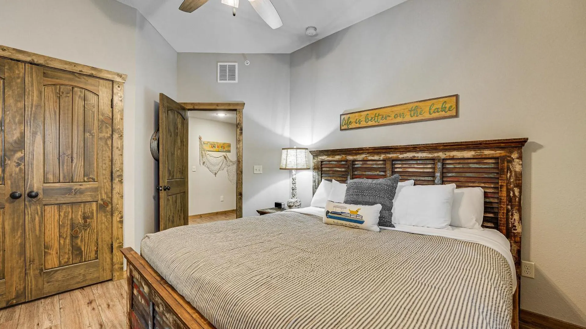 With Pool Access And Private Boat Slip! Branson
