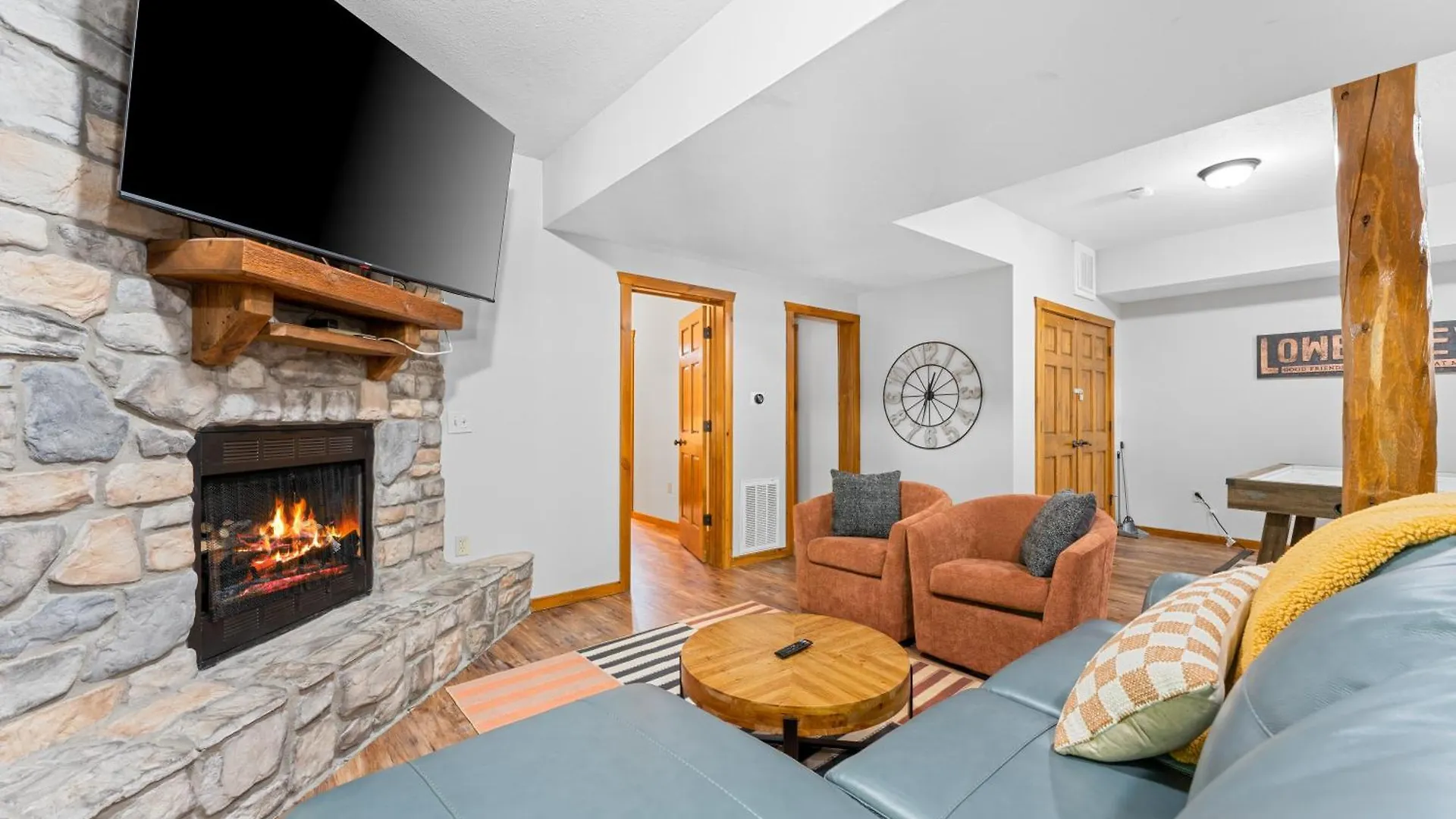 Holiday home 6bd 6bt New Clubhouse Indoor Pool 1 Min To Sdc Branson