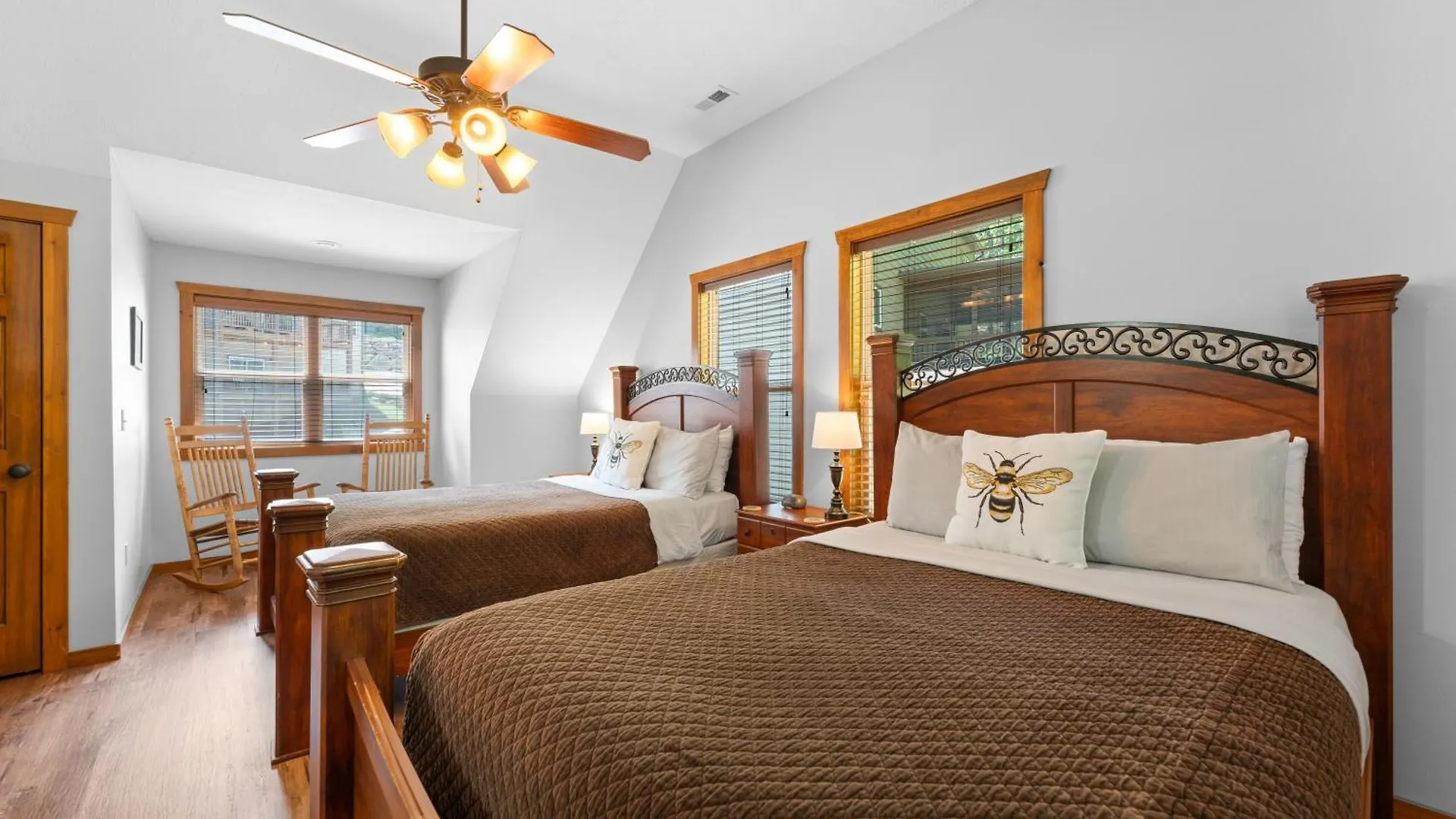 Holiday home 6bd 6bt New Clubhouse Indoor Pool 1 Min To Sdc Branson