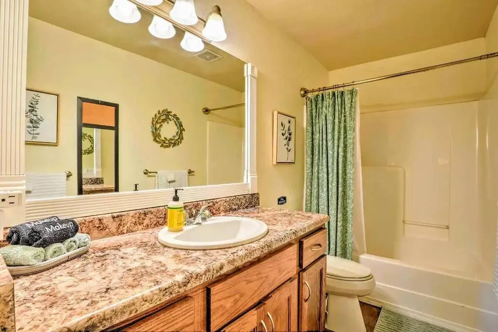 아파트 Experience Euphoria At Branson's Fall Creek