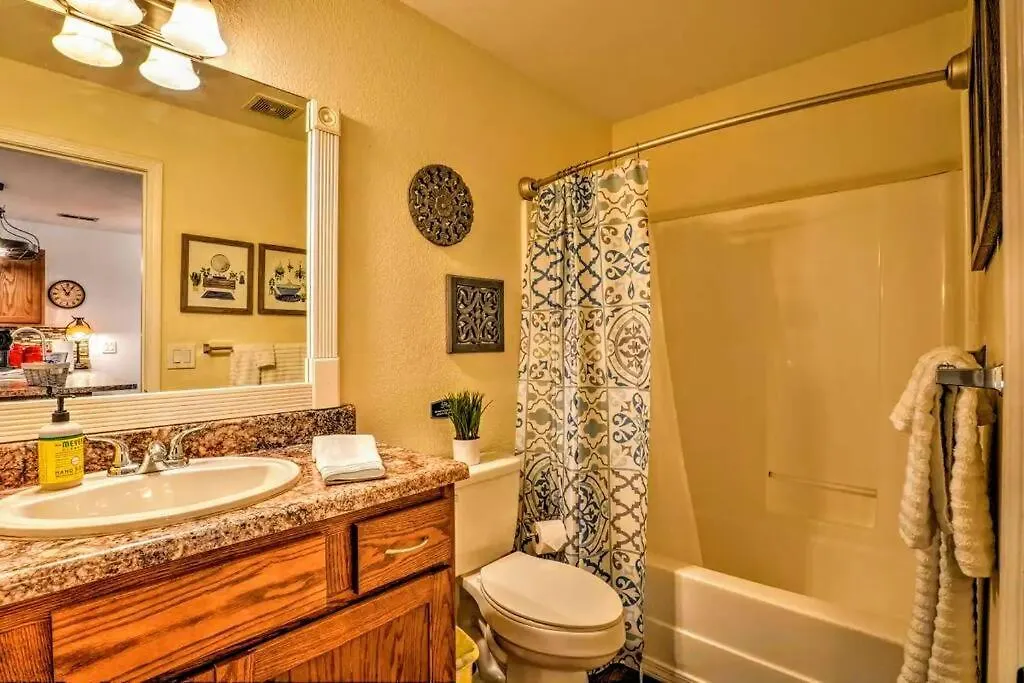 Experience Euphoria At Branson's Fall Creek 아파트 *