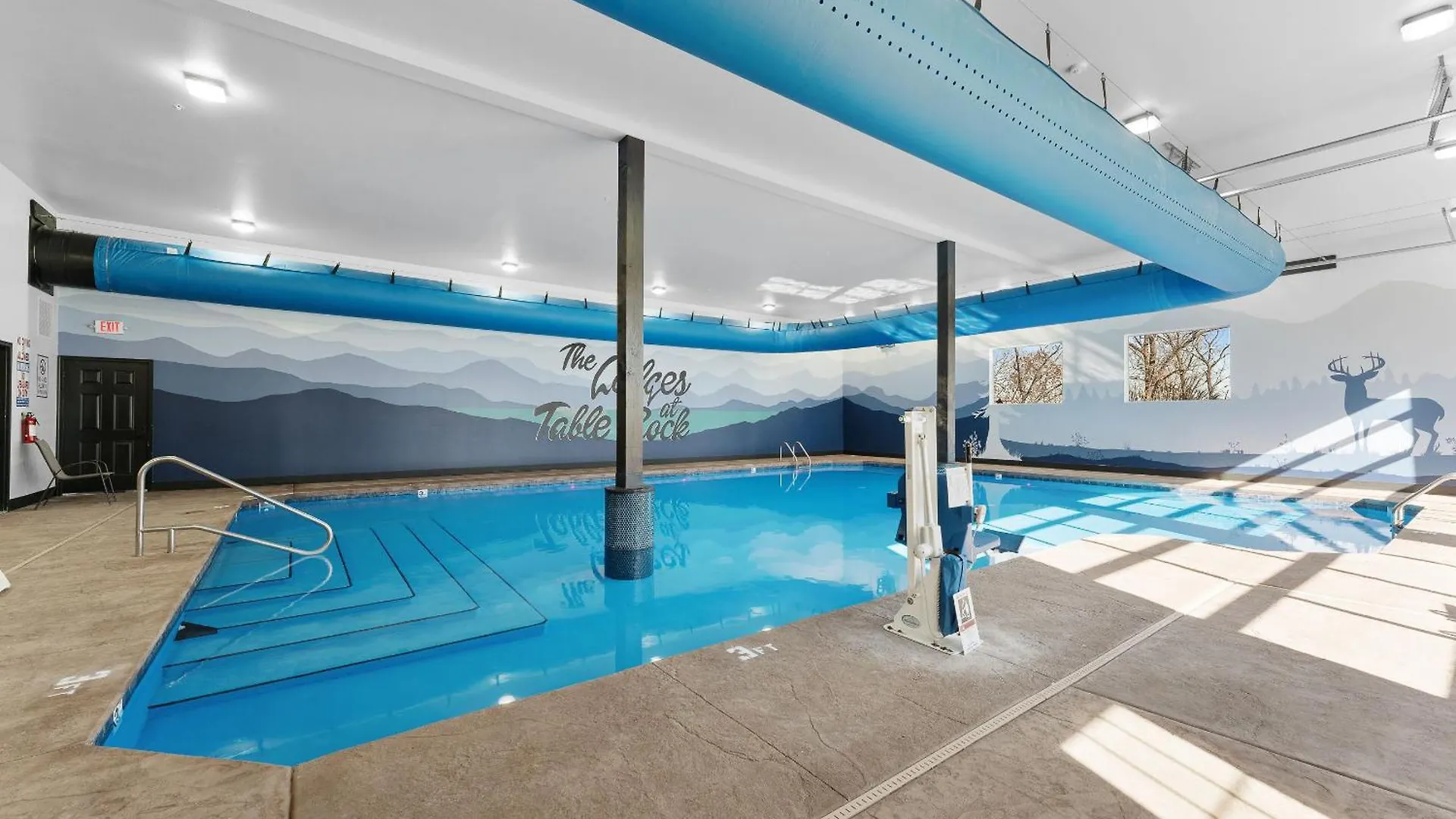 Xbox Hot Tub Gameroom 1 Mi Silver Dollar Community Indoor Pool Holiday home *
