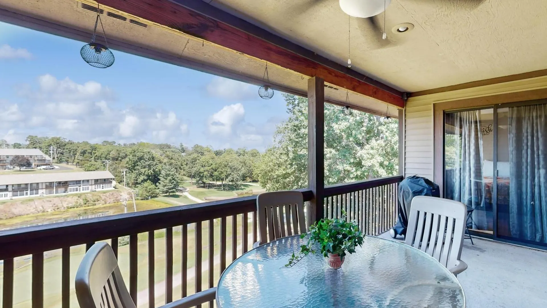 116 Club Dr, #12 Mo * Branson