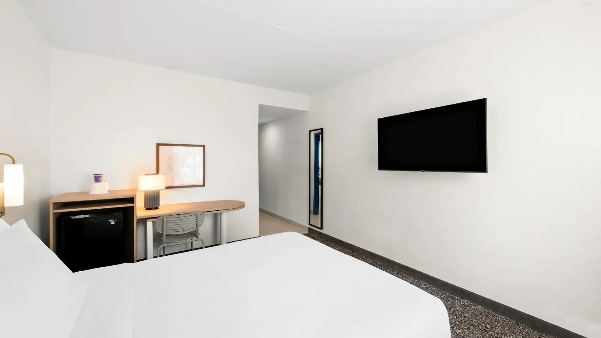 Spark By Hilton Meadows 3*